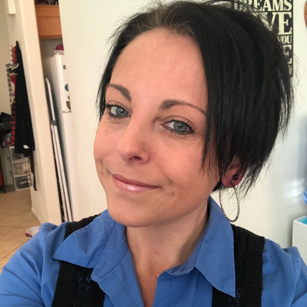 Meet your Posher, Brandi